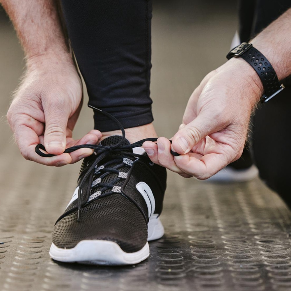Men’s Sports Shoes – Lightweight Running & Training Sneakers with Comfortable Cushioning